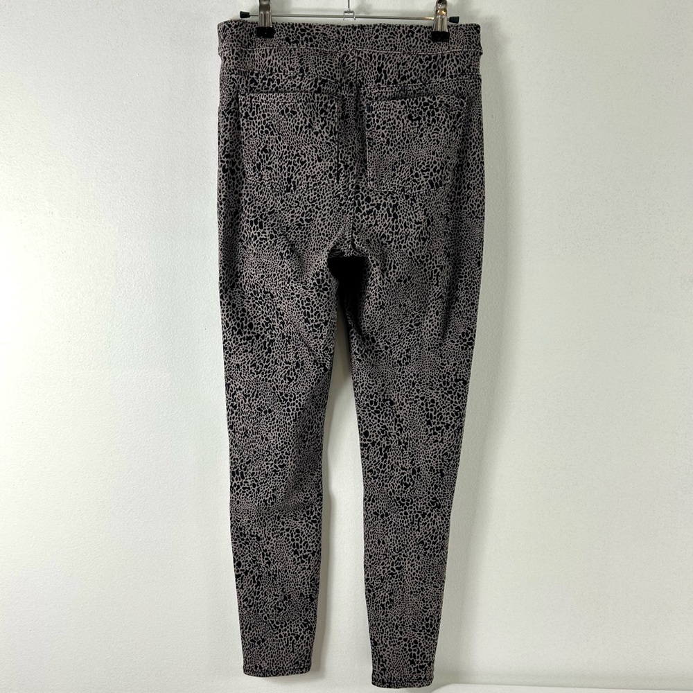 Women’s‎ Spanx Jean-ish Ankle Leggings in Desert Dot Size Medium Animal Print - Picture 14 of 16